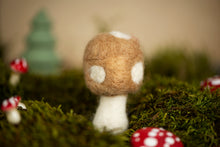Load image into Gallery viewer, Felt Mushroom - Tan
